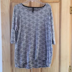 Lovely IC by Connie K Hi-Low Top